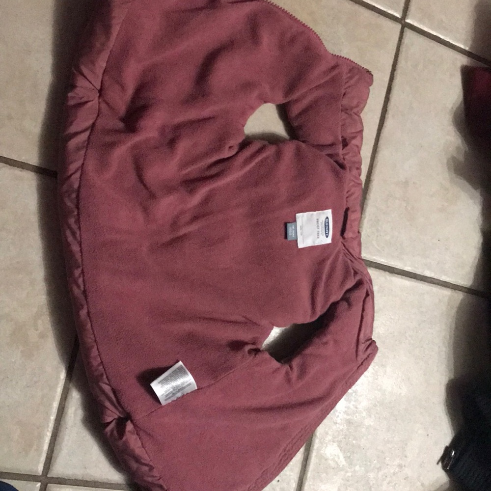 Puffer Vest - Picture 4 of 4